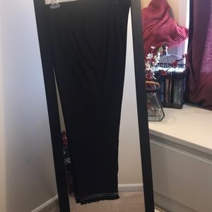 Fringe bottom capris